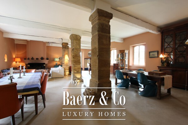 photo 32 Historic manor house overlooking Mont Ventoux