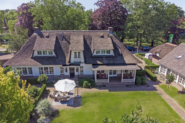 photo 1 Burgemeester Bloemersstraat 38-40