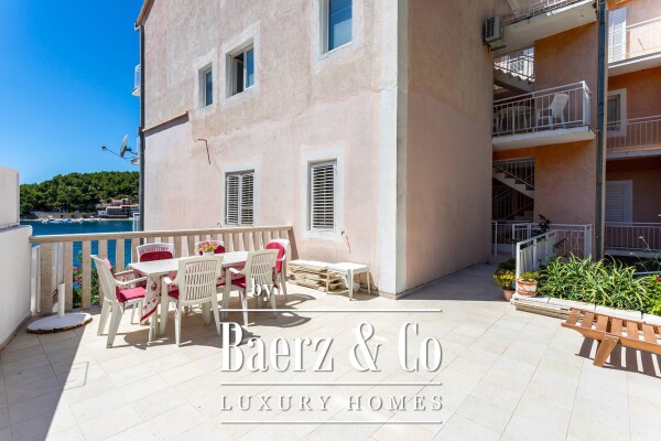 photo 45 Drvenik, exceptional property – multi-apartment house in the first row to the sea