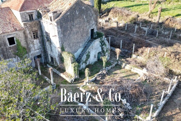 photo 4 Dubrovnik - summer mansion from the 15th century, first row to the sea