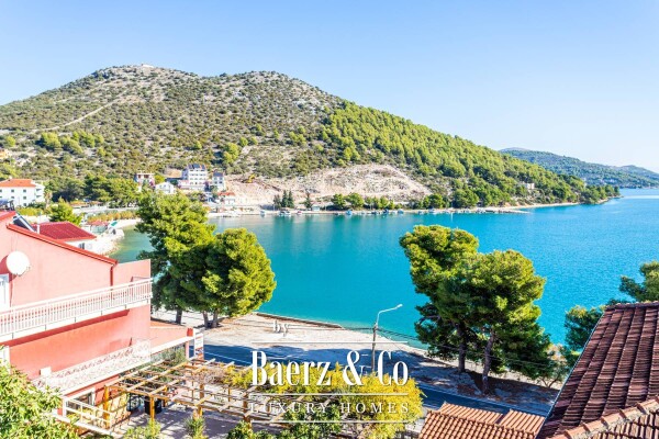 photo 36 Marina, house with 6 apartments with a beautiful view of the sea