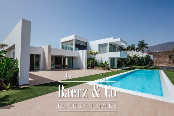 photo 2 Exquisite Newly Built Villa in the Most Prestigious Area of Southern Tenerife