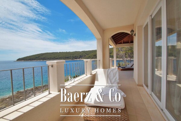 photo 16 Korčula, nice house in the first row to the sea, 250m2