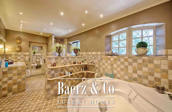 photo 14 MOUGINS -  In a close domain in the bord of the golf and Mougins School