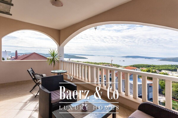 photo 2 Surroundings of Trogir, apartment house with building plot