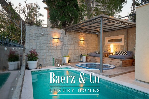 photo 4 Split, Bacvice, unique villa in a beautiful position near the sea