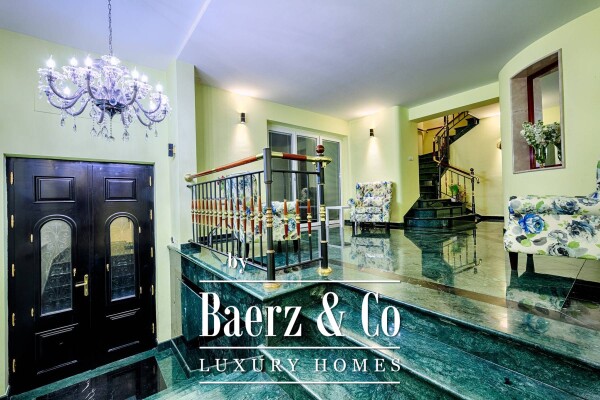 photo 12 Vis, beautiful stone villa, 1st row by the sea, unique on the market