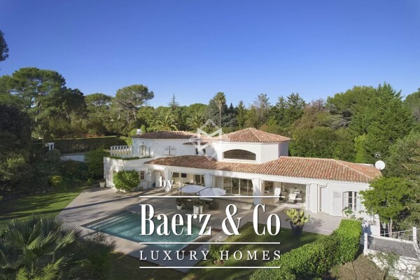 photo 2 Mougins - Residential domain