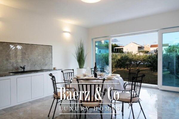 photo 9 Brač, Donji Humac, three charming buildings with a swimming pool on a plot of 1780m2 ​