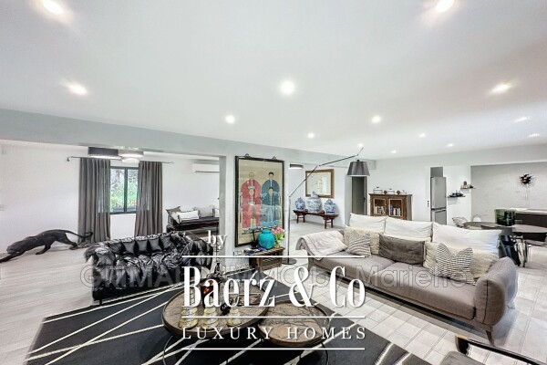 photo 7 Within walking distance of the village – Stunning Villa with