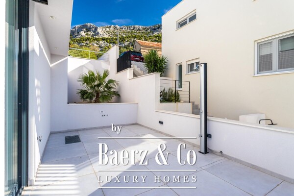 photo 11 Brela, a modern villa with a panoramic view