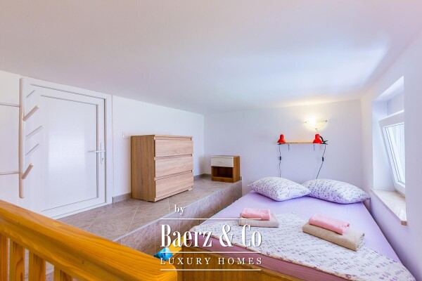 photo 9 Istria, Medulin, large detached house with 7 apartments 100 m from the sea