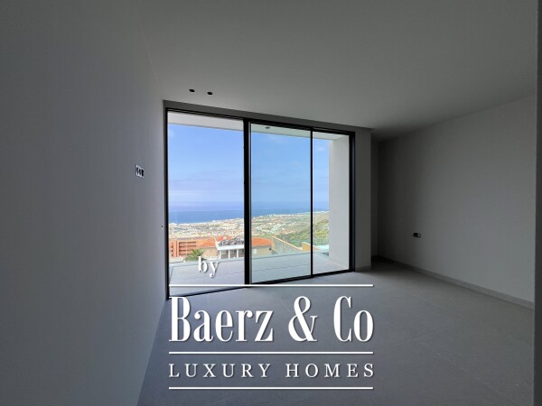 photo 19 Exclusive Contemporary Villa with Breathtaking Views