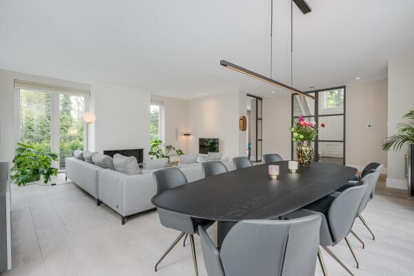 photo 16 van Brouchovenlaan 6