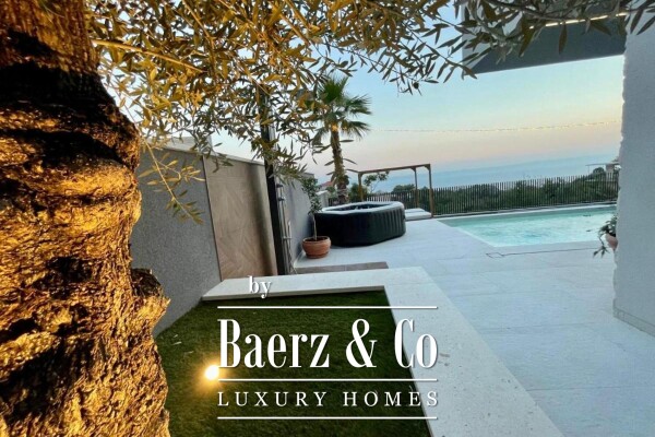 photo 10 Makarska, modern villa with three residential units