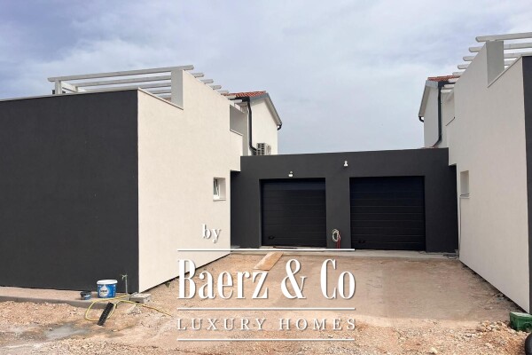 photo 12 Istria, Momjan - house with two residential units