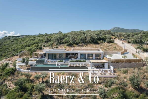 photo 4 1235544 - Villa For sale, Lefkada, 251,23 sq.m., €1.950.000