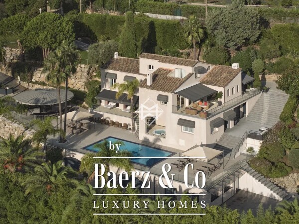 photo 1 Private estate located on the hills of Cannes, in the exclusive Super Cannes neighborhood