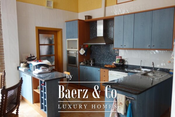 photo 4 Splendid architect-designed house of 347m   with swimming pool and panoramic view