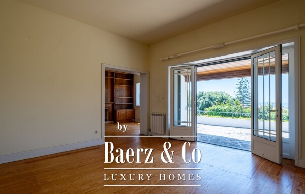 photo 7 Villa with wonderful sea views