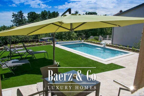 photo 1 Rijeka, Srdoči, spacious family house with heated swimming pool