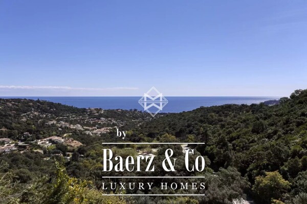 photo 1 Villa with beautiful sea view quiet area