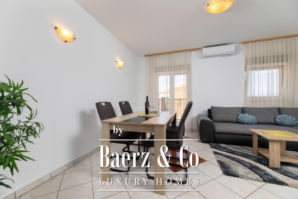 photo 12 Malinska, Renovated House with Three Apartments, 280.72 m², 800m from the Sea