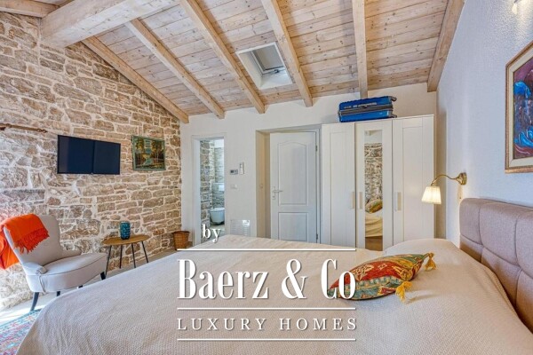 photo 14 Istria, Selina – Authentic Renovated 260m² Stone Villa with a Pool