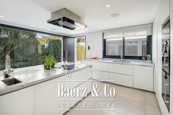 photo 26 Villa - Nueva Andalucia - Marbella - Ref: 8592