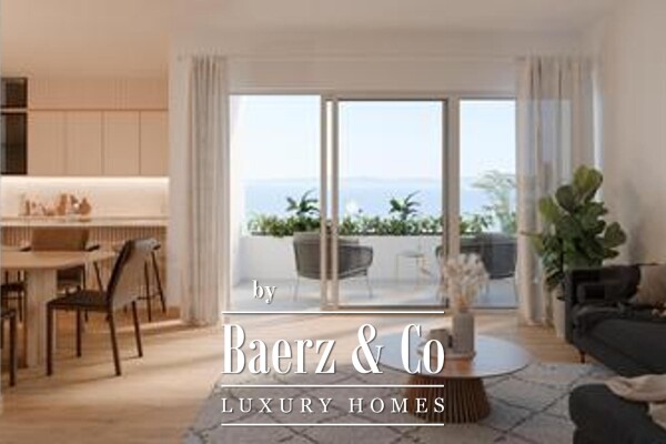 photo 1 Split, Meje, spacious three-bedroom apartment with terrace