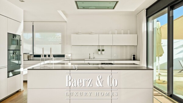 photo 15 Villa - Marbella East - Ref: 8617