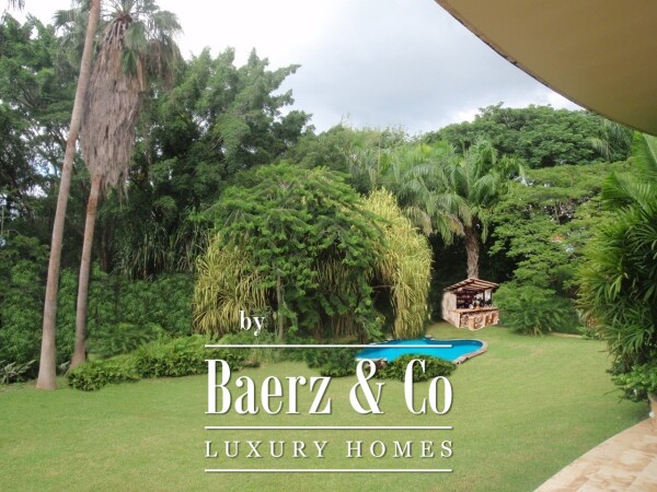 photo 10 A piece of art in the city.  A private enclave in premium neighborhood