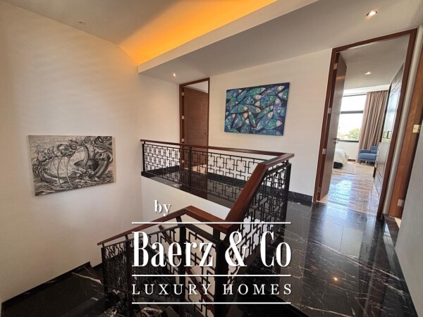 photo 6 Country Club 