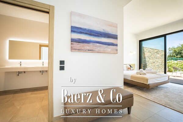 photo 13 Flat Gassin - Beach by feet and 5 min St Tropez