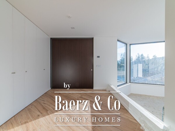 photo 12 Villa with 4 suites to debut