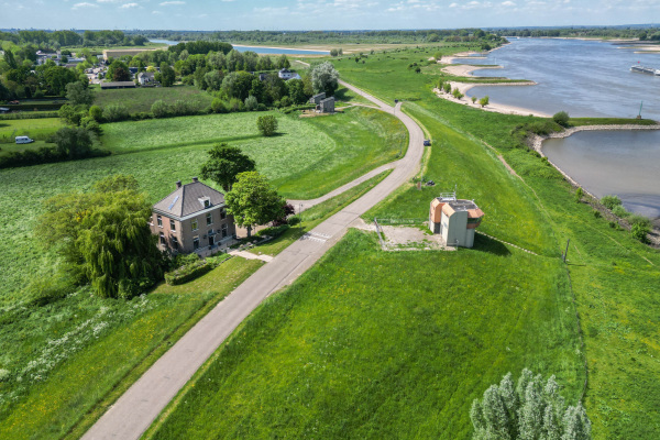 photo 81 Rijndijk 28