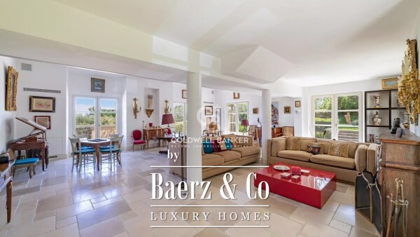 photo 5 Gorgeous property at the foot of the village