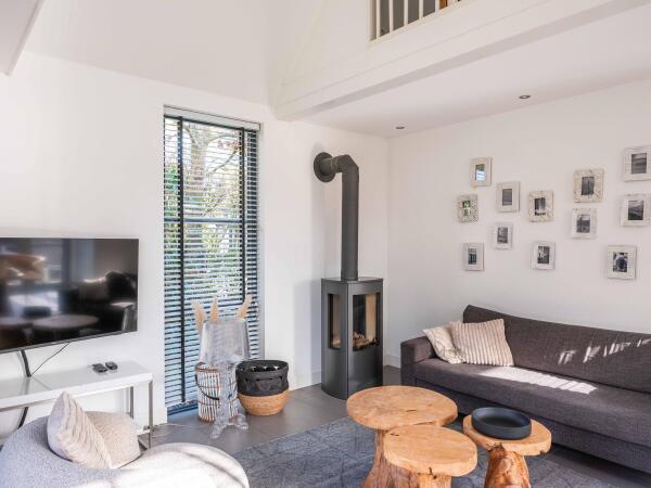 photo 6 Burgemeester Peecklaan 8 001