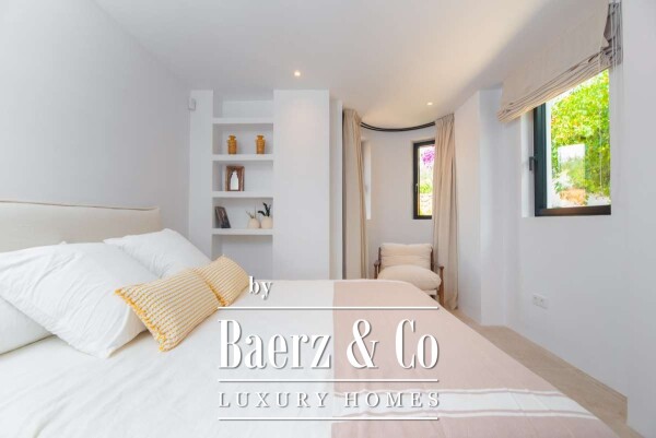 photo 34 Beautiful luxury home in Cap Martinet, Cap Martinet