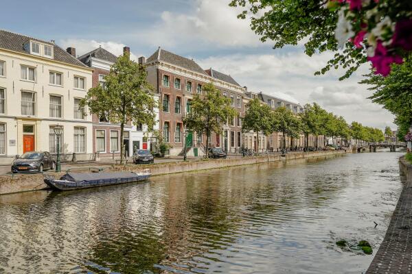 photo 107 Rapenburg 45