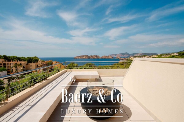 photo 32 Modern Penthouse with sea views and rooftop Pool