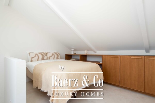 photo 16 Triplex Penthouse with sea views