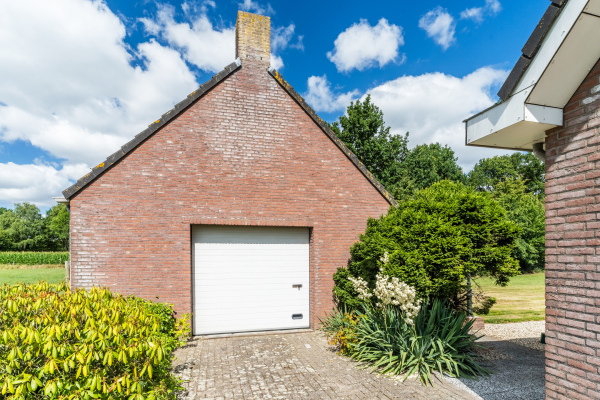 photo 50 Heuvelstraat 8