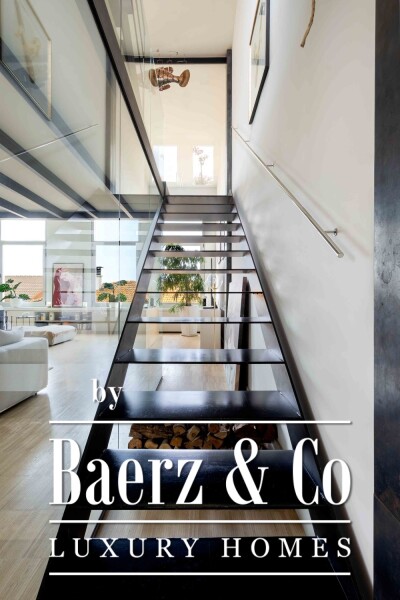 photo 18 Unique Loft Style House with Character in Génova