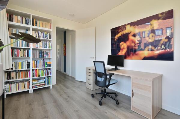 photo 16 Aan het Spoor 5