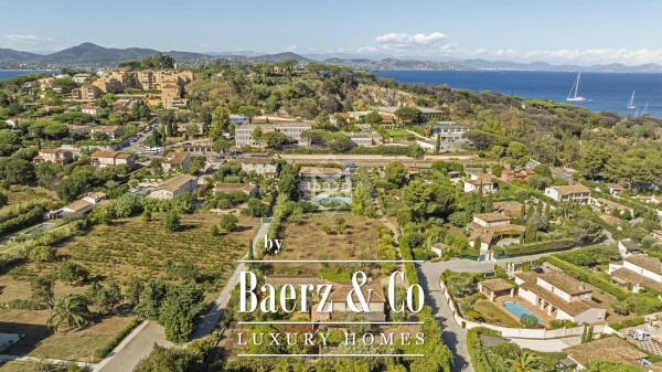 photo 1 Saint-Tropez - Property to renovate