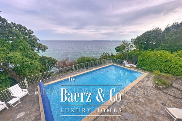 photo 3 EXCEPTIONAL PROPERTY - WATERFRONT - BREATHTAKING SEA VIEW