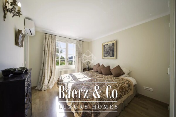 photo 7 Charming Provençal Villa with Panoramic Views