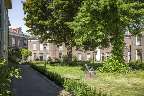 photo 66 Zaadmarkt 93