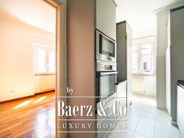 photo 16 3-Bedroom Apartment with Balcony, Air Conditioning and Access to Shared Rooftop Terrace, located in Entrecampos, Lisbon